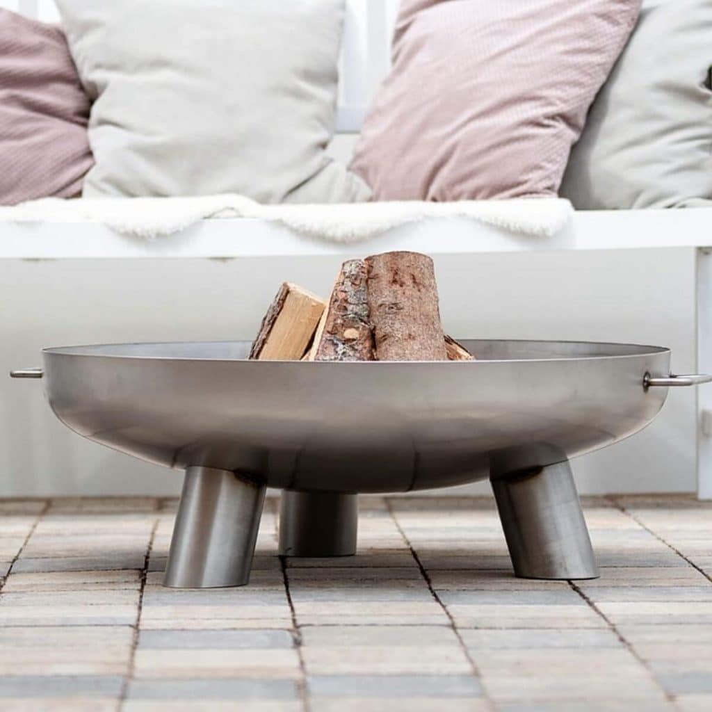 Test du brasero Czaja Coburg : chaleur et robustesse en extérieur