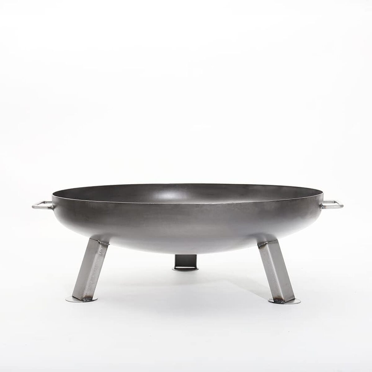 Test du brasero Czaja Stanzteile Bonn : l'inox qui illumine votre jardin