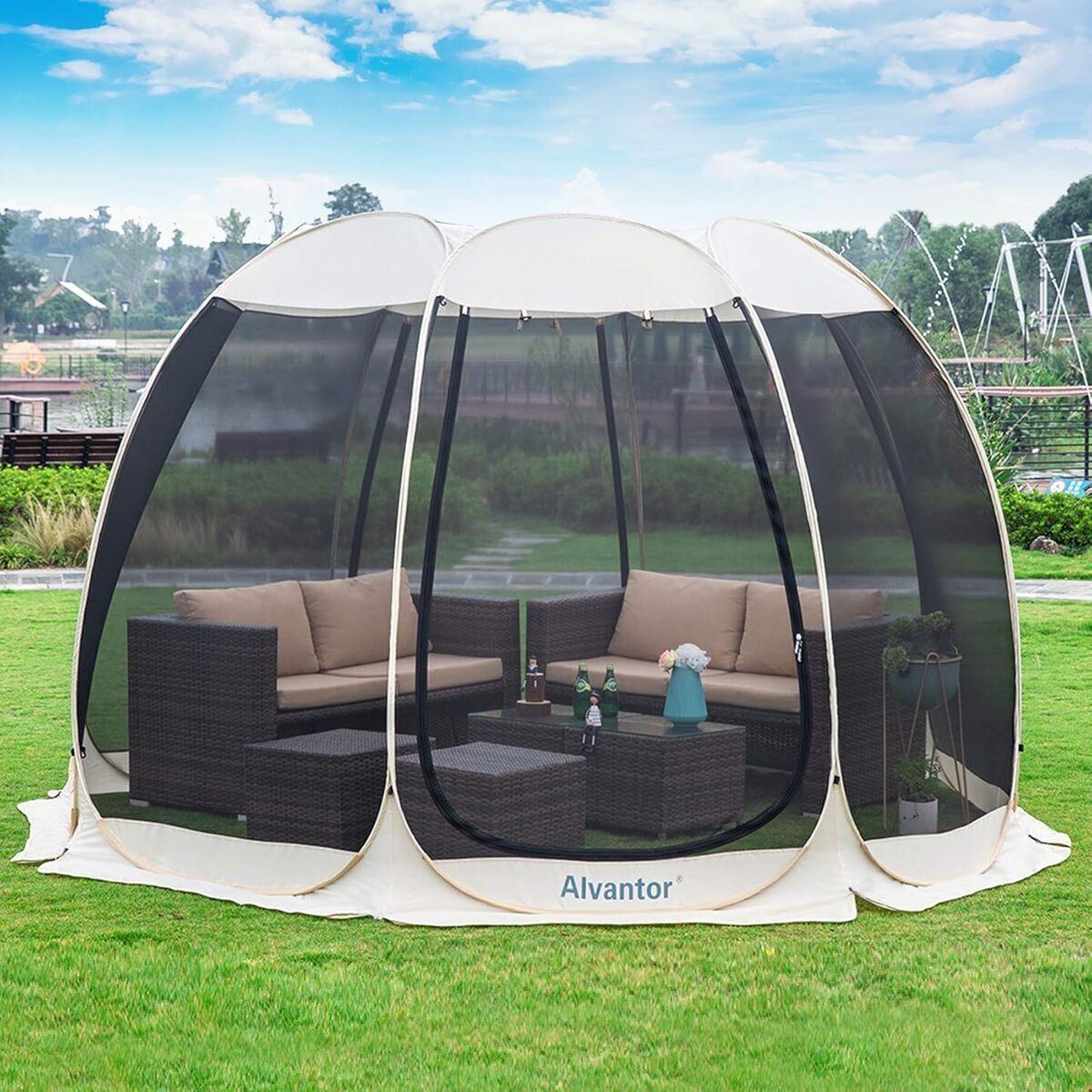 Test de la tonnelle Alvantor : pare-soleil pop-up résistant pour 8-10 personnes